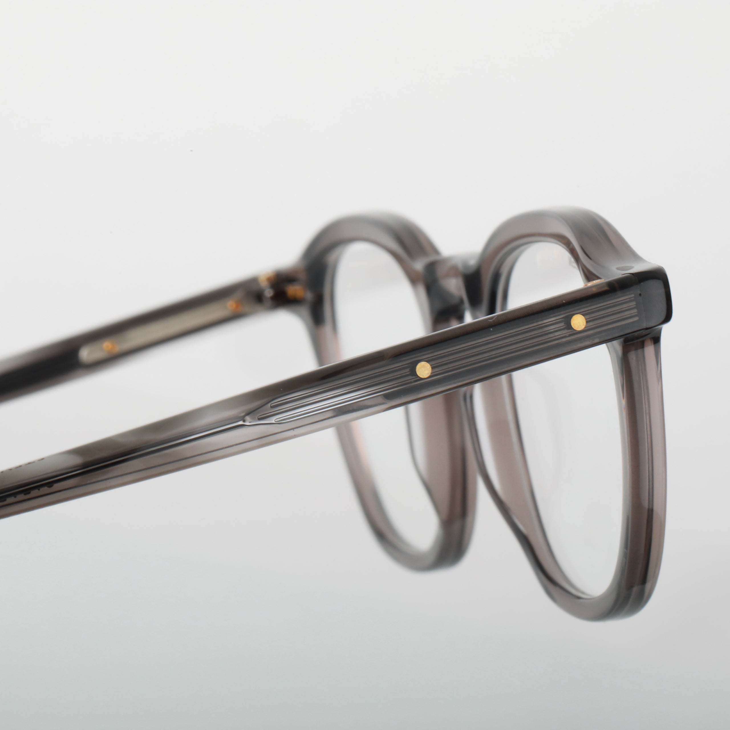 #Couleur_Crystal Grey