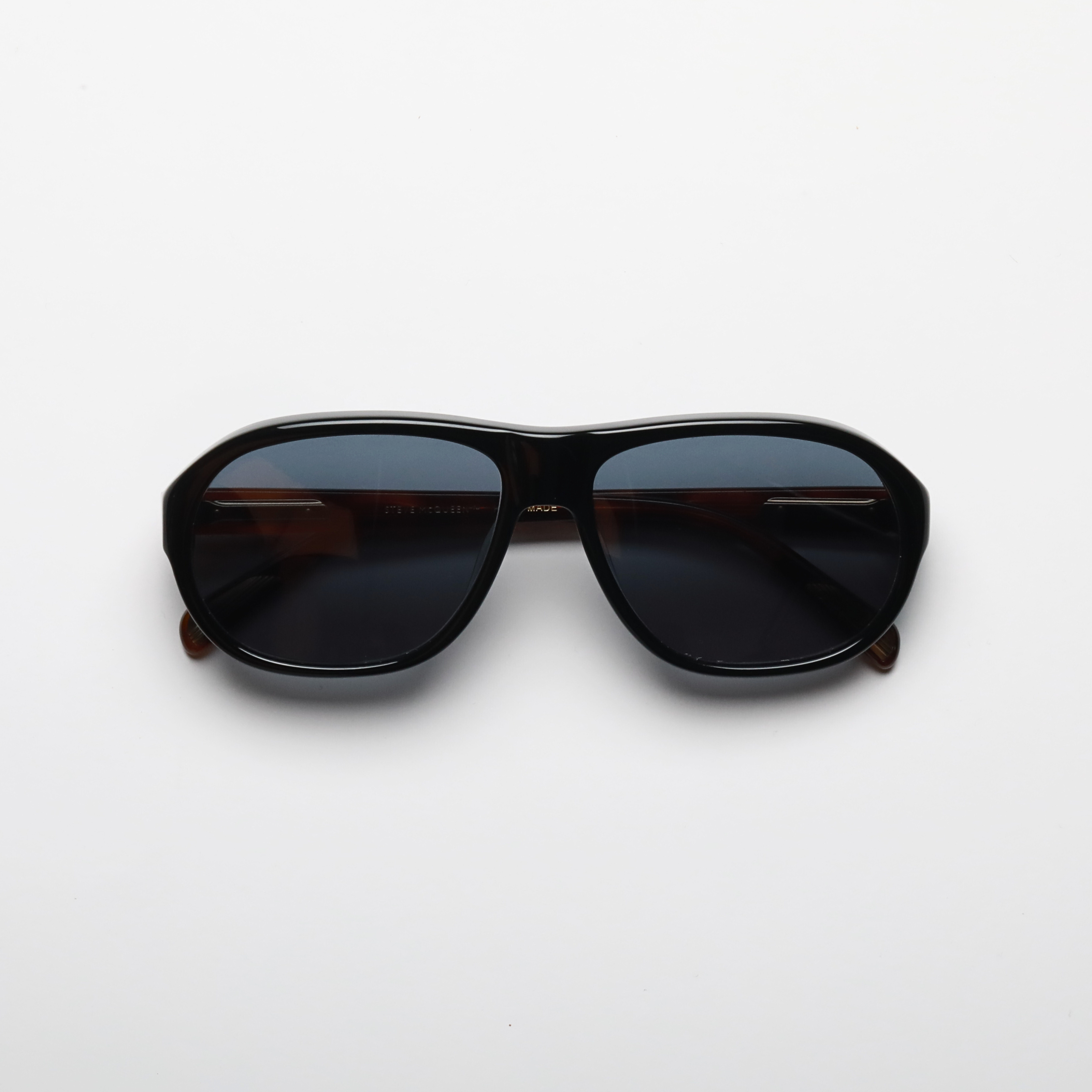 #Couleur_Black & Tortoise Temples