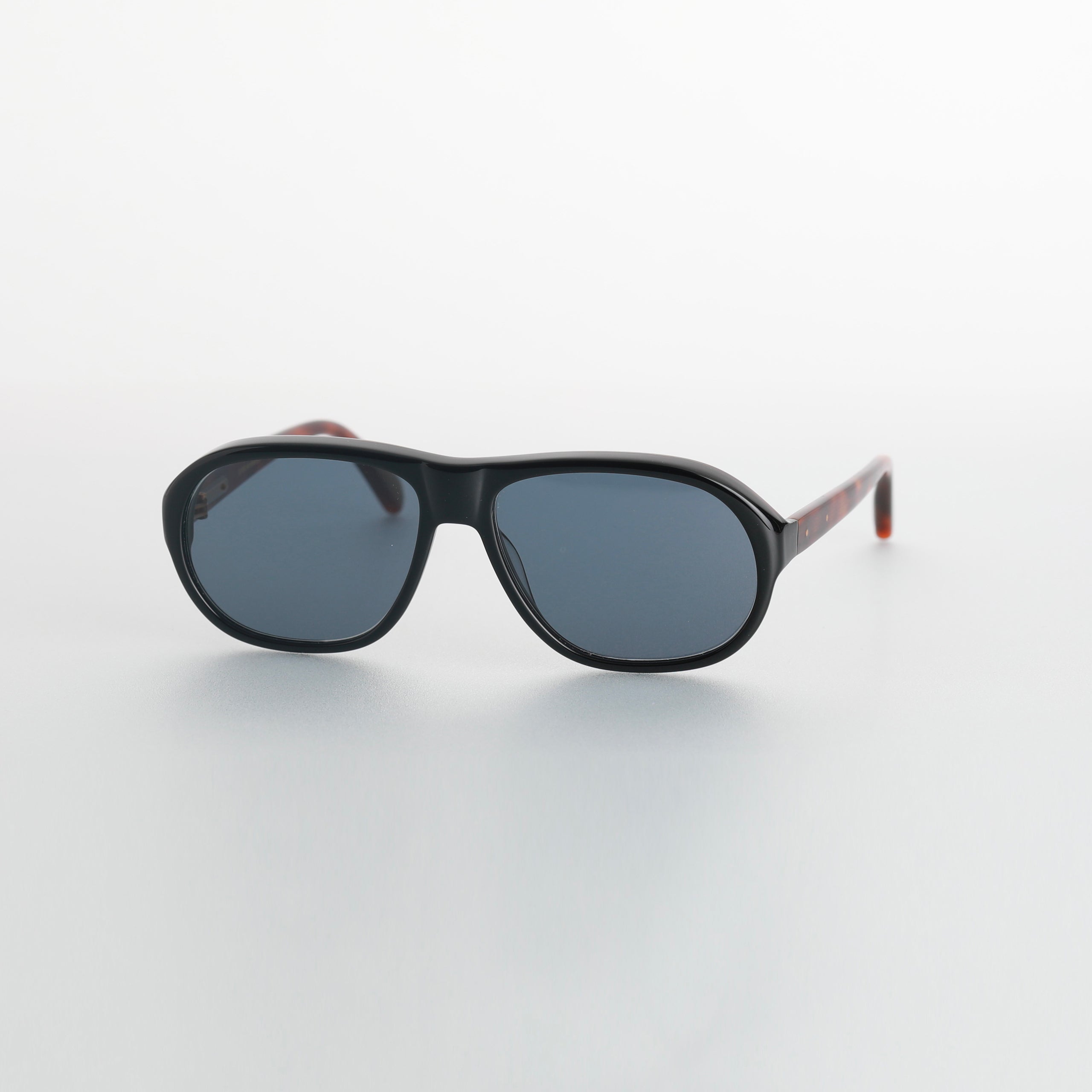 #Couleur_Black & Tortoise Temples