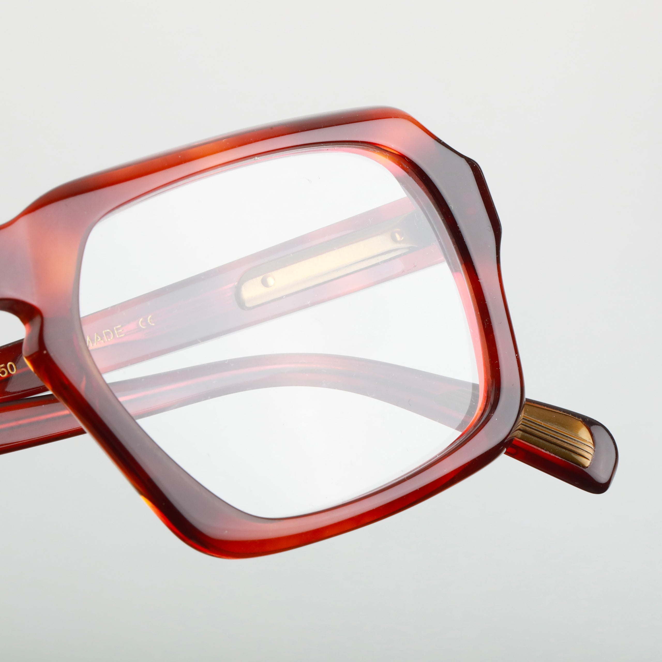 #Couleur_Light Tortoise