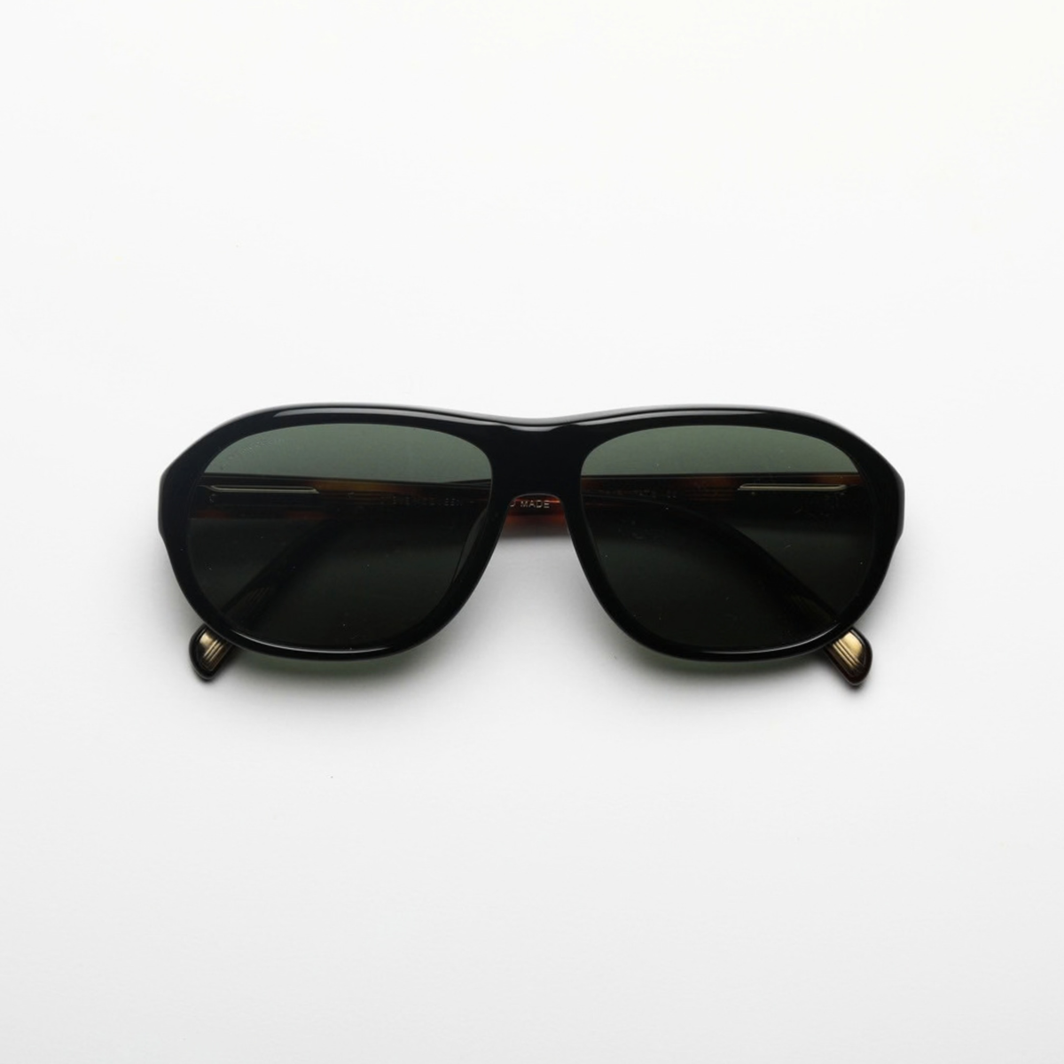 #Couleur_Black & Tortoise Temples