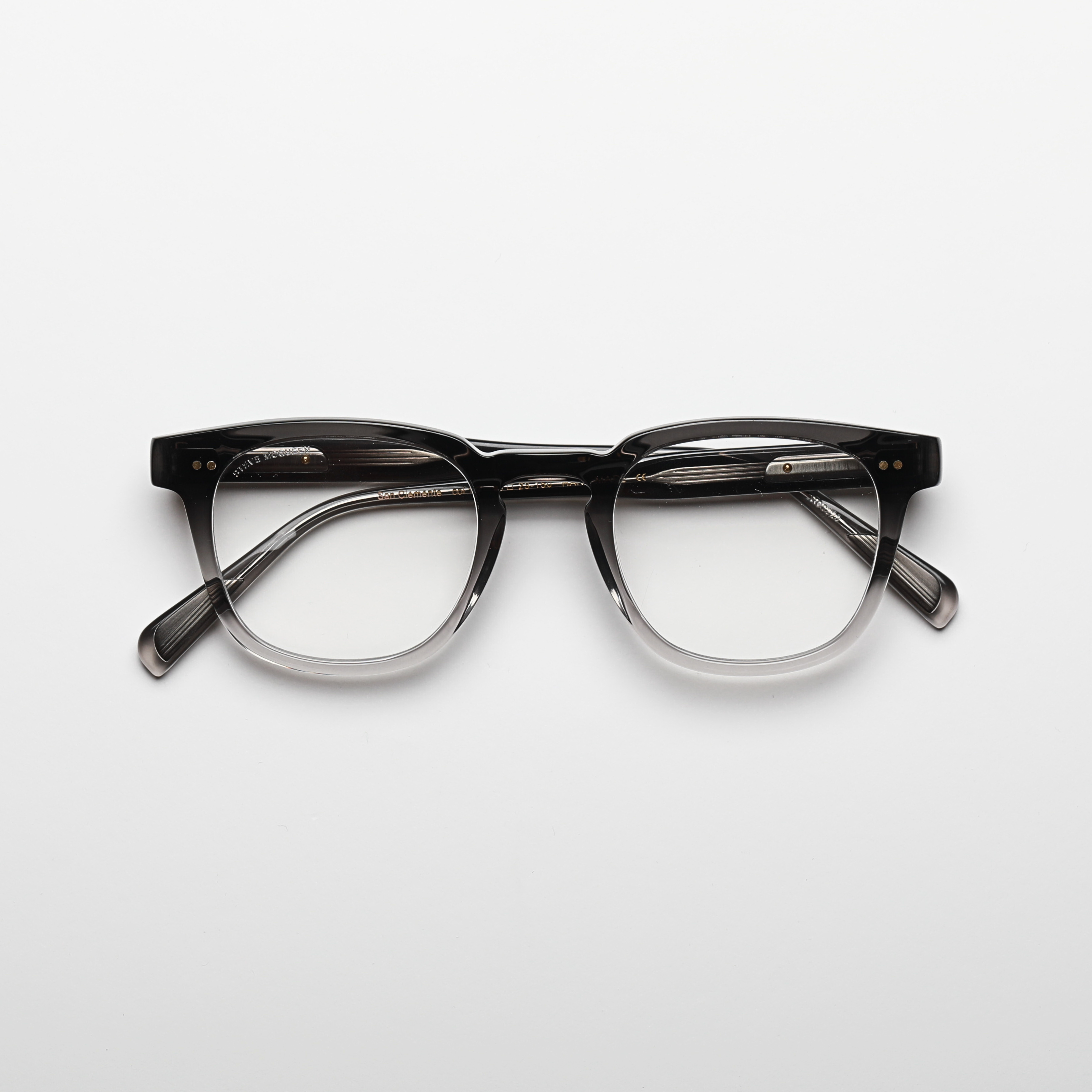 #Couleur_Black to Crystal