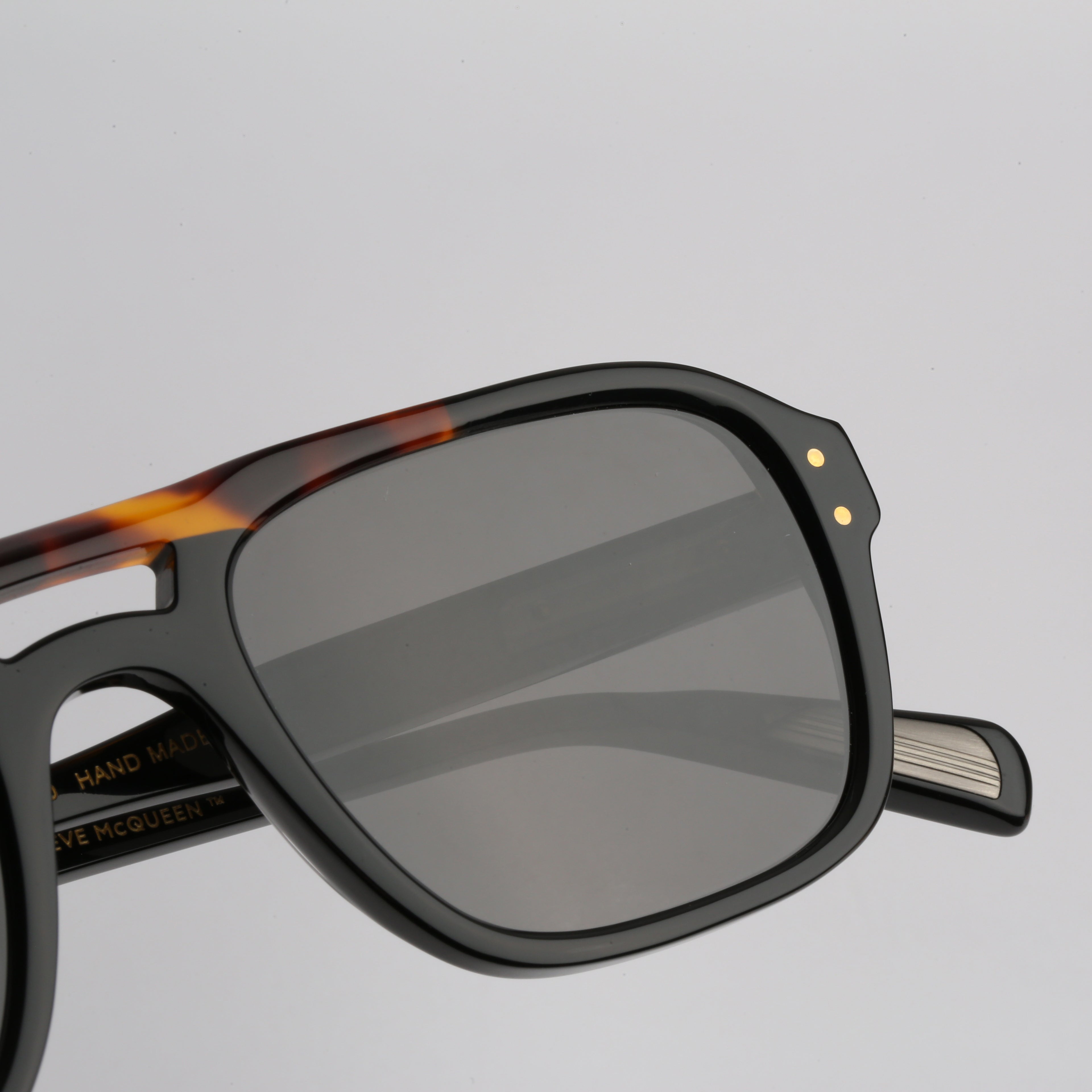 #Couleur_Black & Tortoise Front Bar
